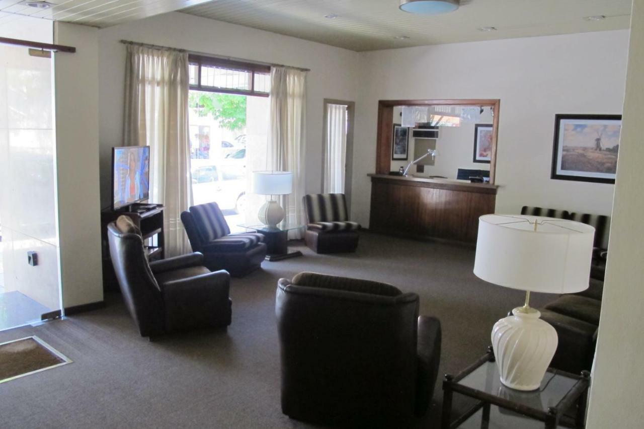 Hotel Emperador Necochea Eksteriør billede